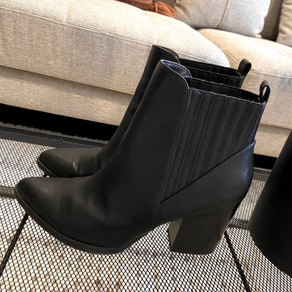 Lighlty worn Booties